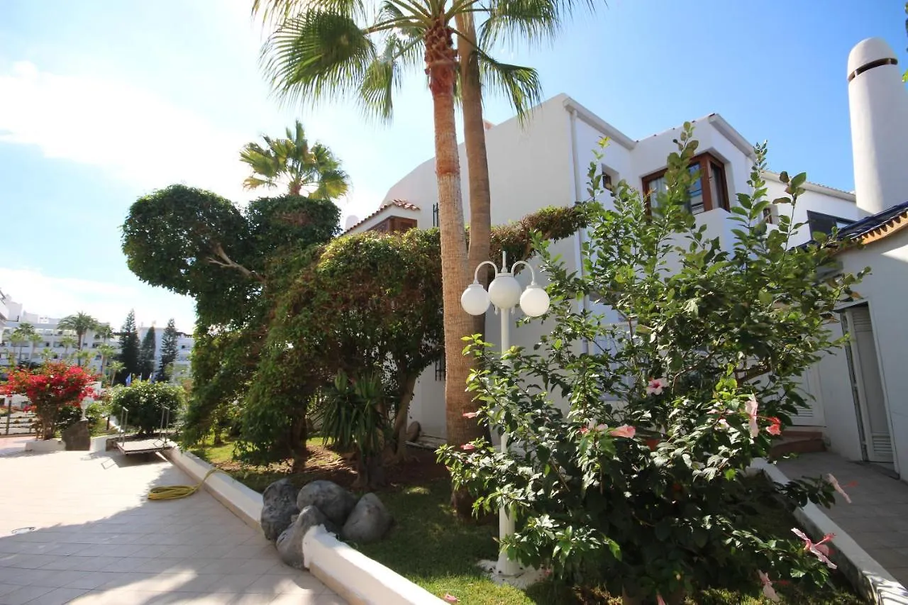 Apartment Puerto Colon 아데제